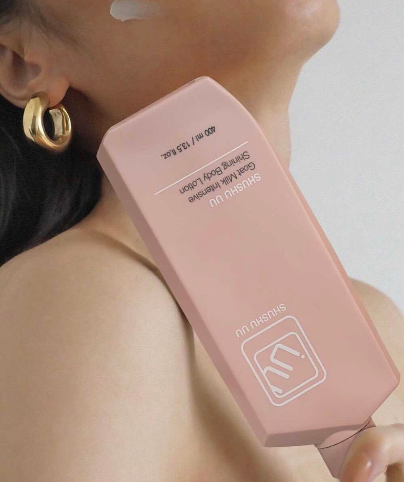 肌膚重現透亮🌟| Shushu UU 山羊奶潤膚煥白保濕身體乳 Goat Milk Brightening Body Lotion🦙