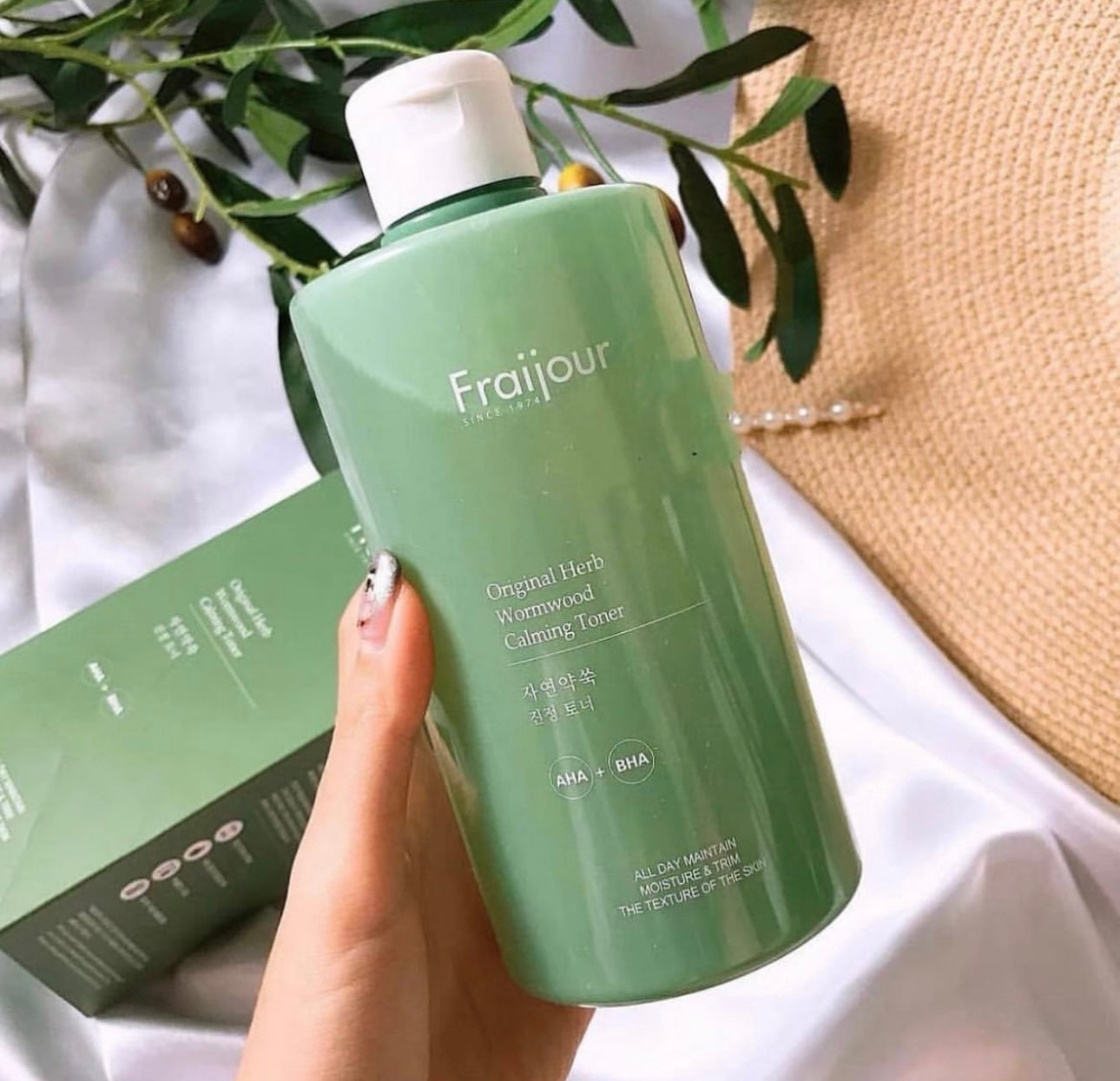 韓國Local天然品牌Fraijour💚 onni話呢個Brand好出名 價錢又好親民 🇰🇷 | 天然艾草深層舒緩補濕爽膚水🌿