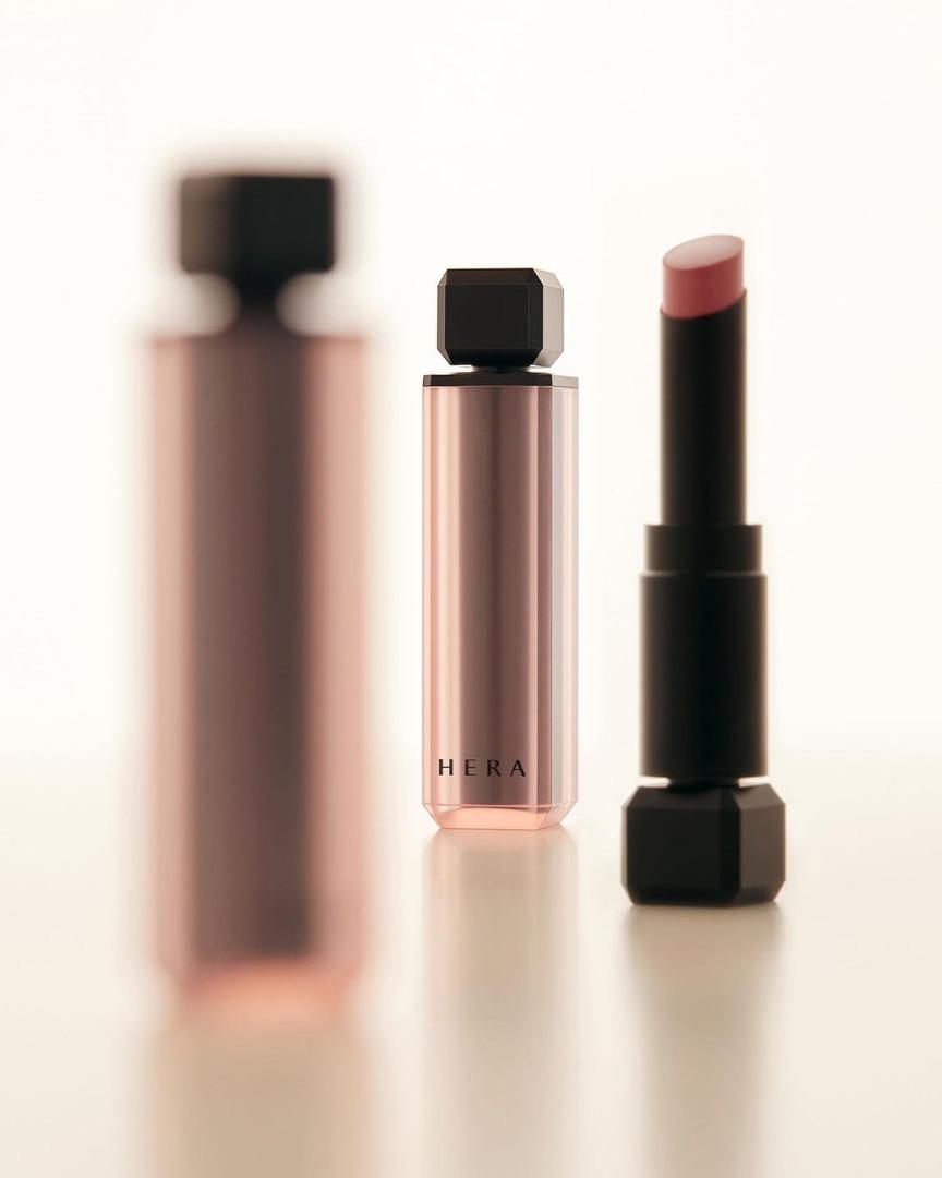 Hera Sensual Powder Matte Lipstick x Jennie 推出感性柔美粉末霧面唇膏💄