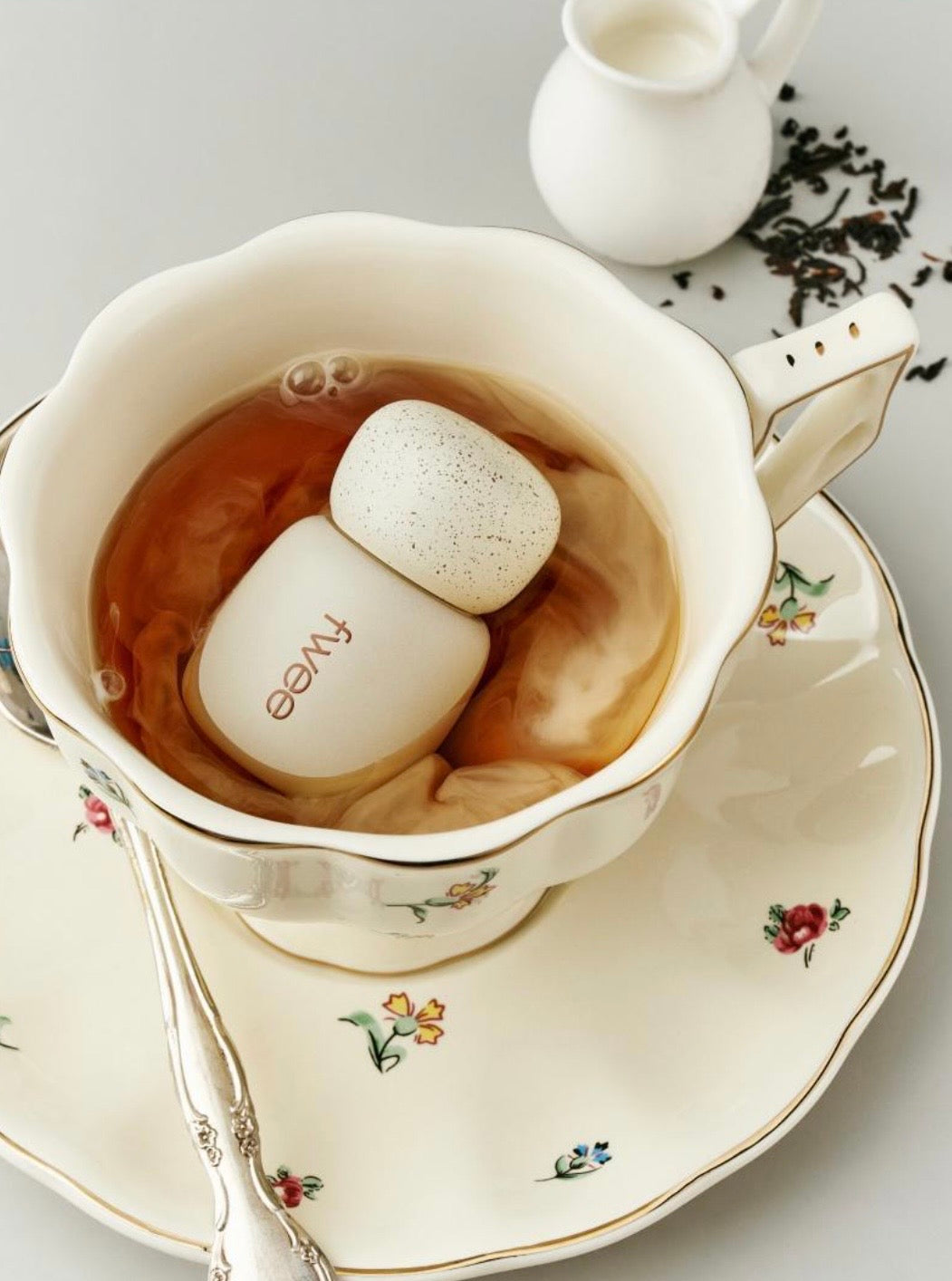 Fwee 低飽和度伯爵茶溫柔質感絕美唇釉☕️ ✨Fwee Earl Grey Hour Edition