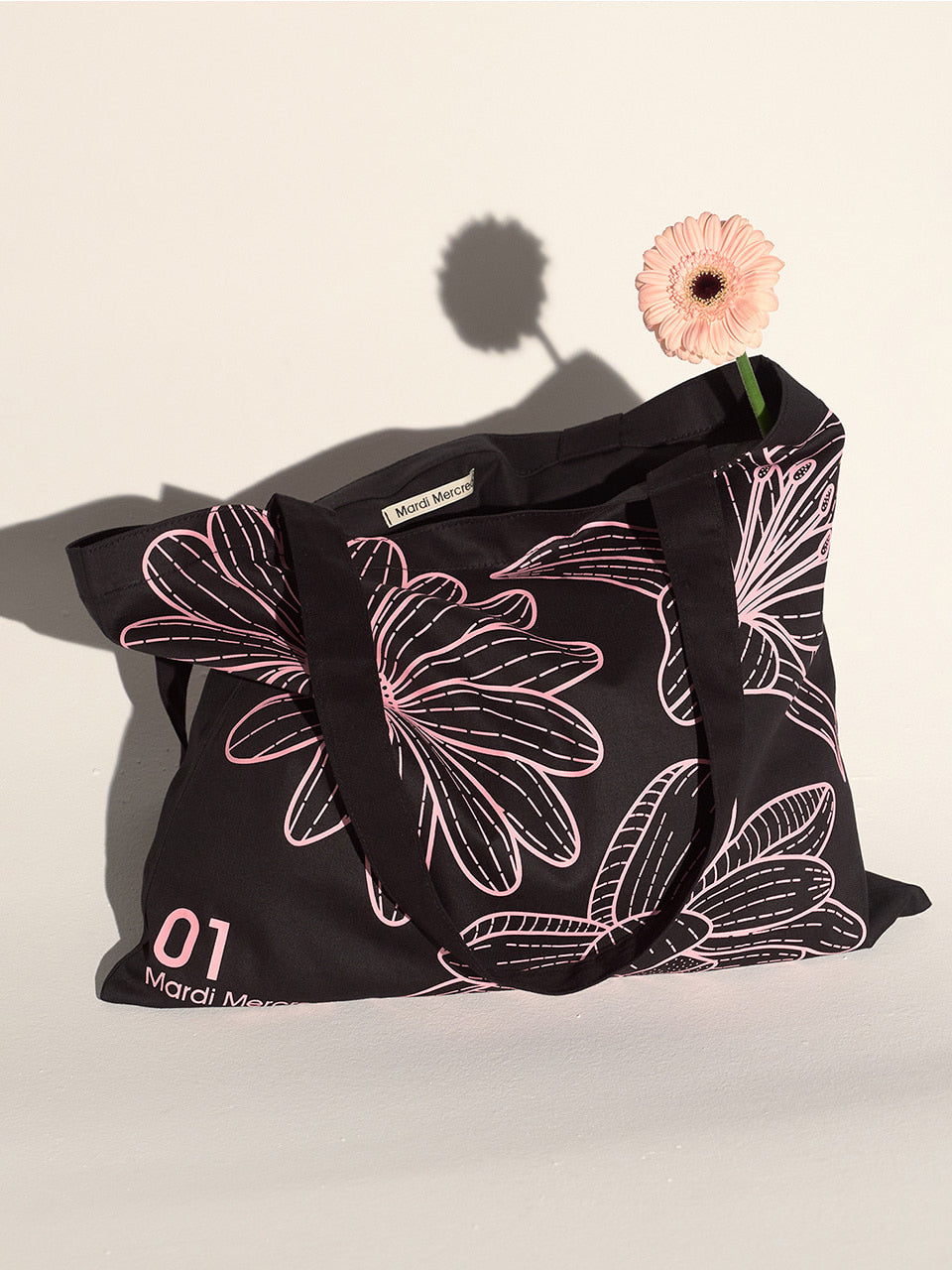MARDI MERCREDI CANVAS BAG TRIPLE FLOWER BLACK PINK