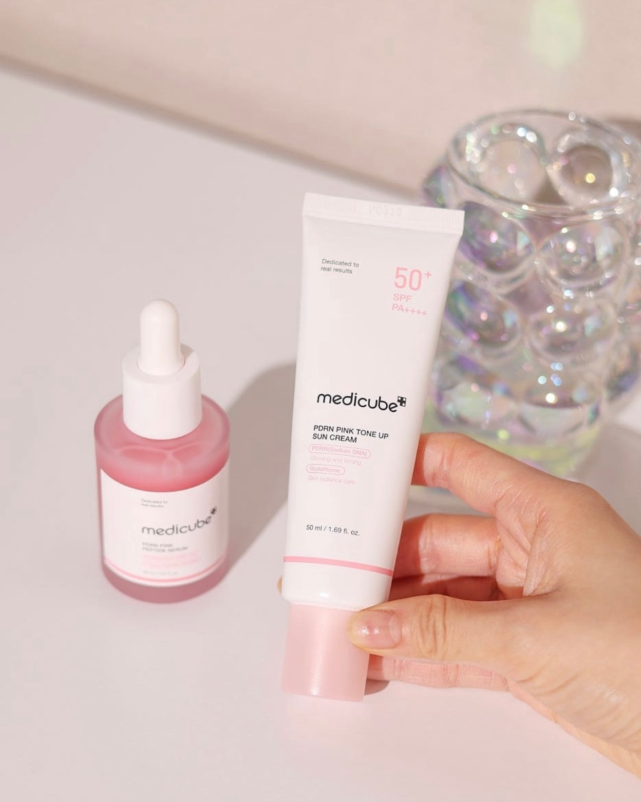 粉嫩素顏感🧏🏻‍♀️ MEDICUBE PDRN 粉嫩素顏提亮防曬霜SPF50+ PA++++ 🌸 | MEDICUBE PDRN PINK TONE UP SUN CREAM
