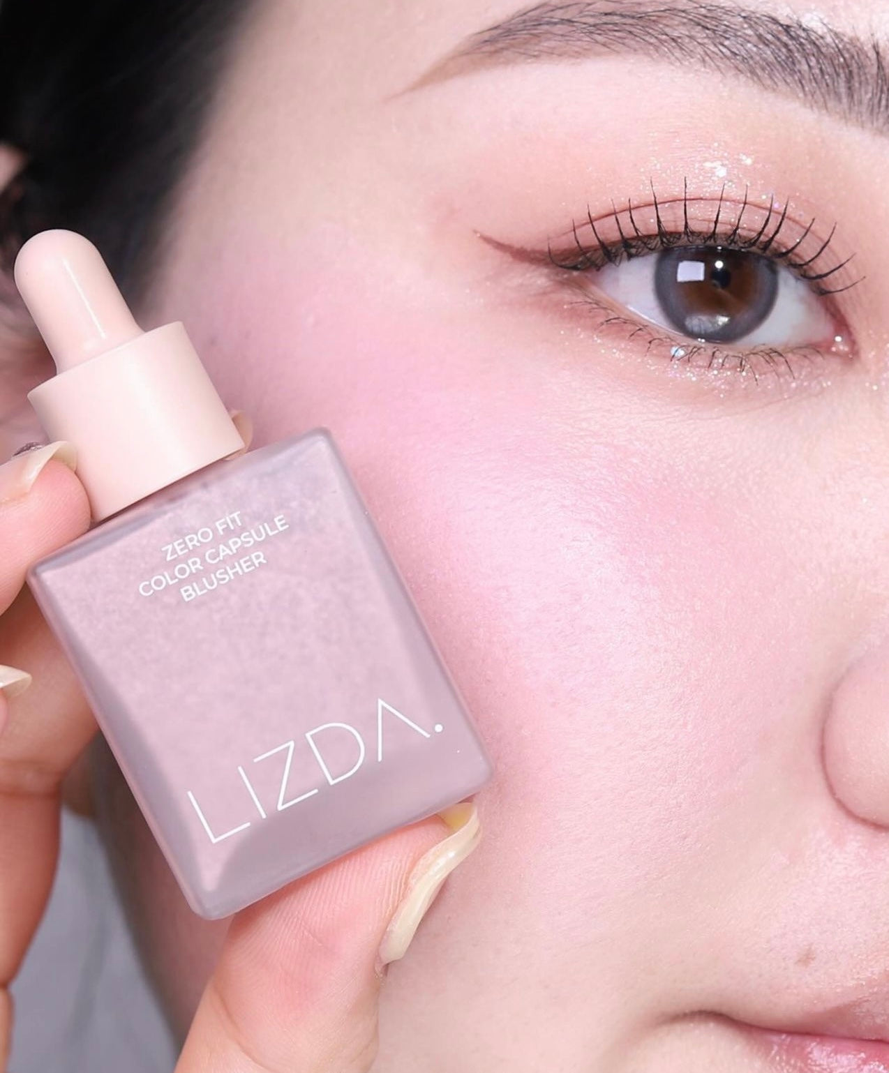 散發由內而外的好氣質💖| Lizda 泡泡保濕液態精華腮紅 Lizda Zero Fit Color Capsule  Blusher🧏🏻‍♀️