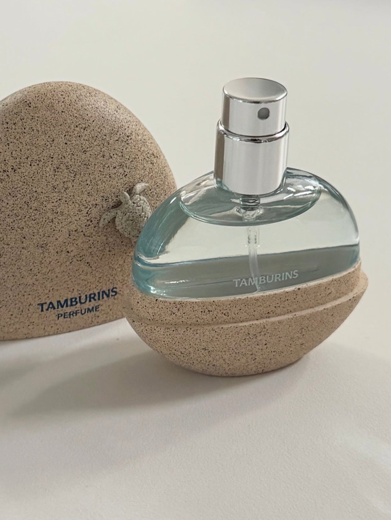 TAMBURINS推出全新香水系列輕柔曲線BLUE HINOKI藍色檜木🩵