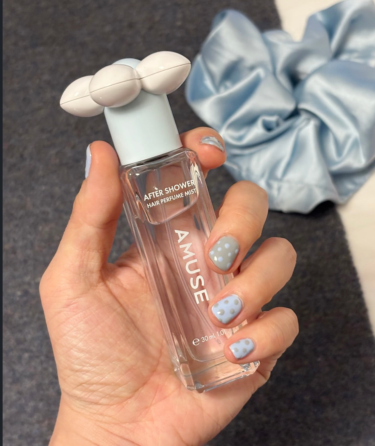 不可或缺的心情調節神器 🌼AMUSE 小雛菊香髮保濕噴霧🫧