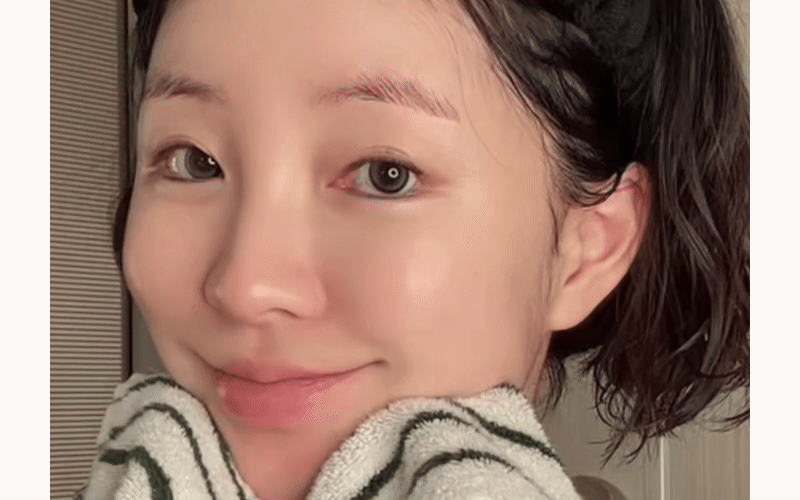 Olive young 4.9高評分⭐️贈送手腕洗面帶PO:DL 2X FRESH BAM Balm to Foam 潔面卸妝膏🫧