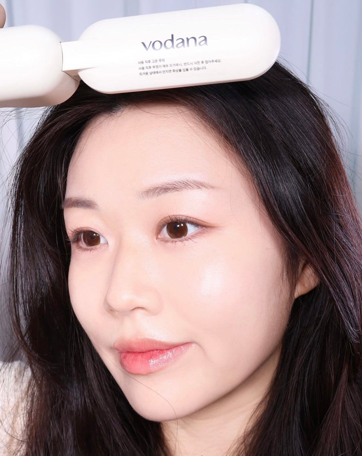 韓妞最愛的造型神器💝VODANA Easy Up 摺疊式多用途無線直髮捲髮梳✨