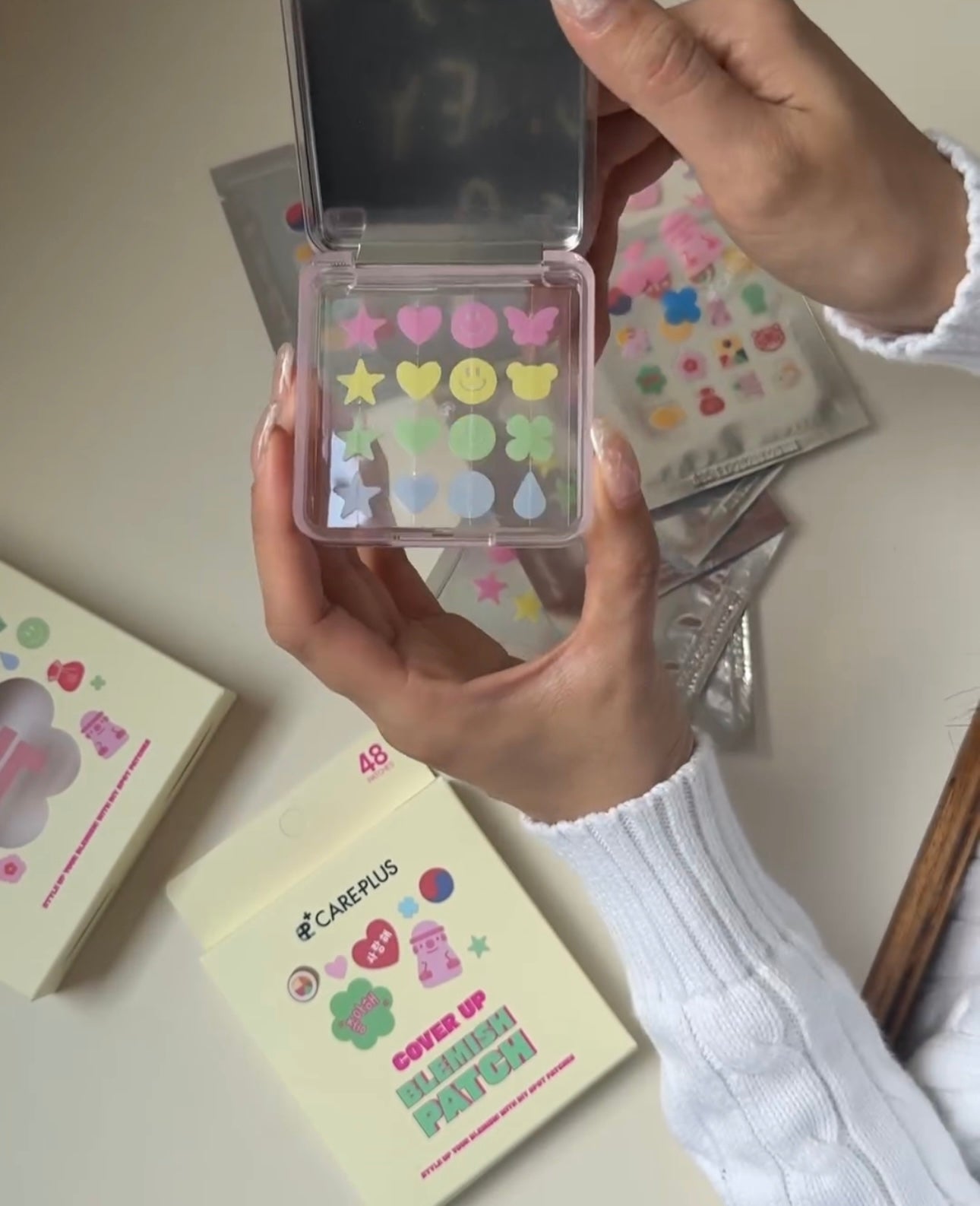 長痘痘也要可愛的😆 Olive Young 可愛造型隱形痘痘貼💗