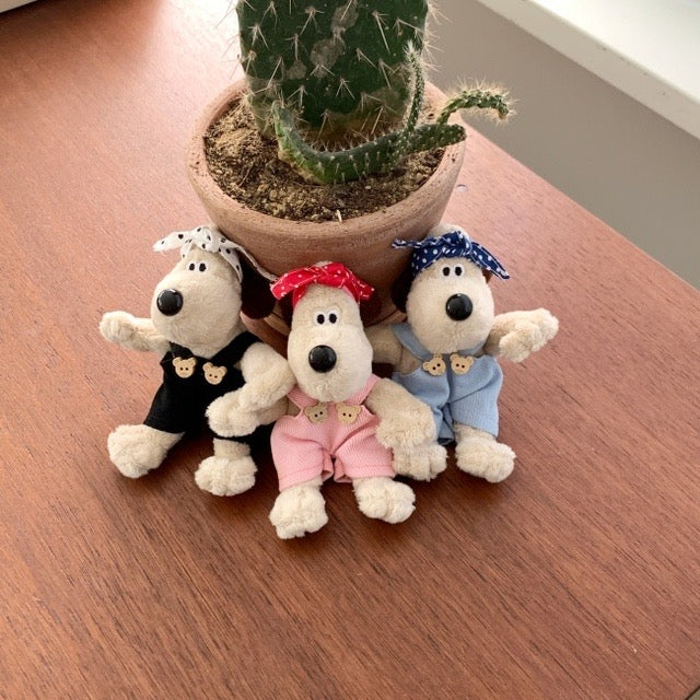 韓版波點頭巾掌門狗吊飾（三色可選）🐾🇰🇷