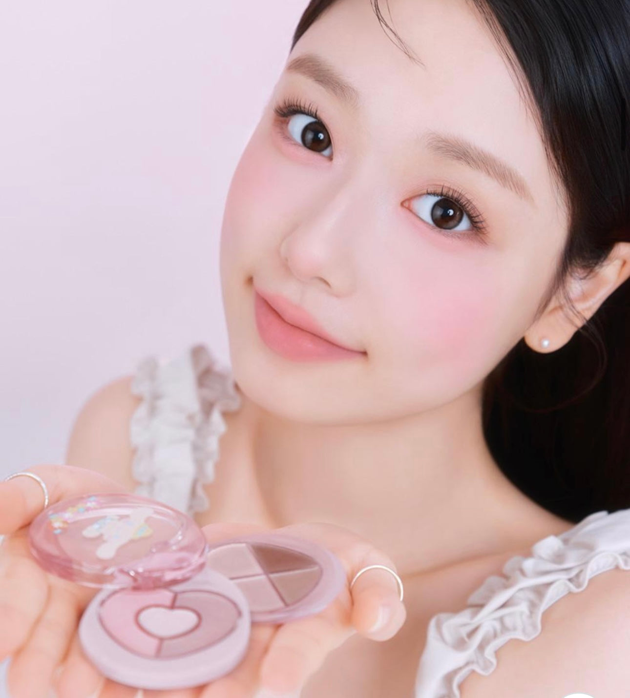 Etude x 玉桂狗雙層旋轉7色眼影高光盒✨| Etude X Cinnamoroll Bboyong Eye Maker
