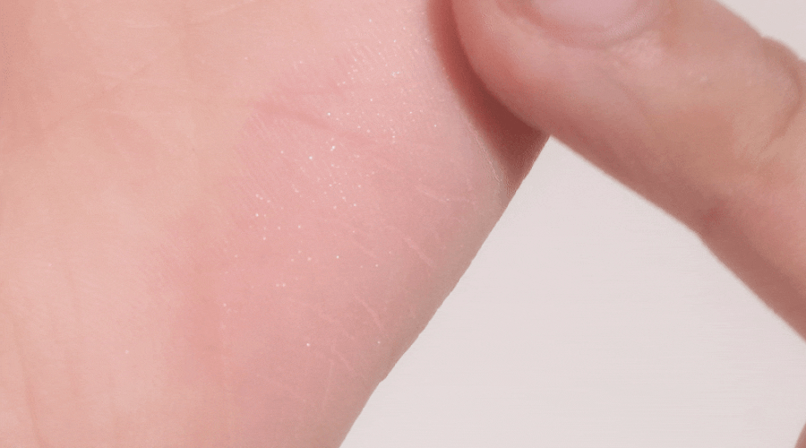 🌸 限量聯名・粉嫩登場Romand × miffy POPS CHEEK卡通療癒顆粒胭脂