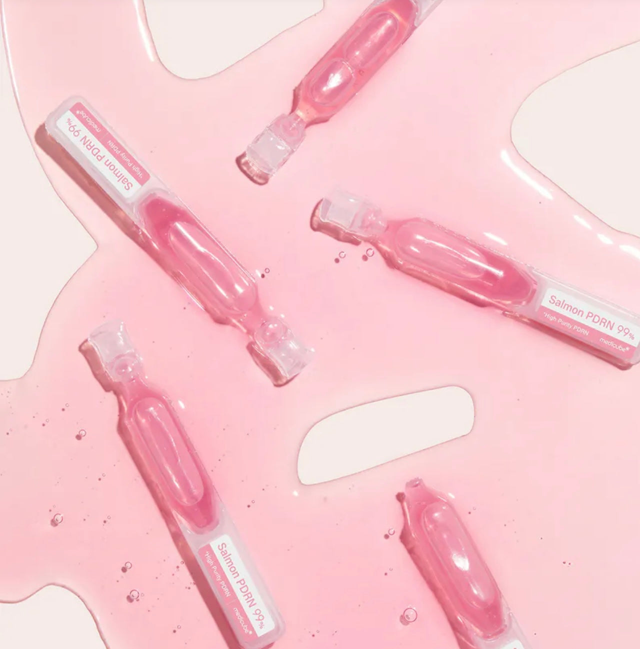 方便旅行裝✈️ 來自三文魚的逆齡秘方🐠|醫美級MEDICUBE PDRN 粉紅胜肽膠原蛋白一日精華| 煥亮修復・一支見效!